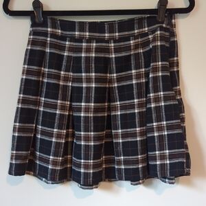 Hollister Black and White Plaid Mini Skirt